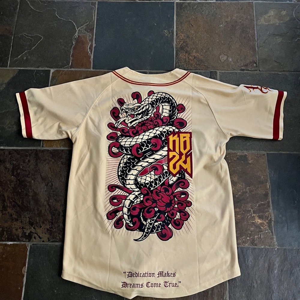 Los Angeles Kobe Baseball Jersey - Picture 2 of 5